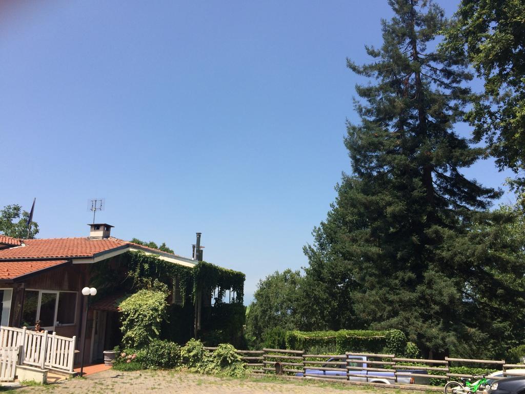 Bed and Breakfast Fattoria Sequoia Castagneto Po Exterior foto